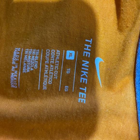 UT Vols Nike shirt size XL - Picture 3 of 3